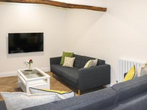 Apartment One - Uk49591