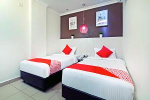 OYO 761 City Hotel