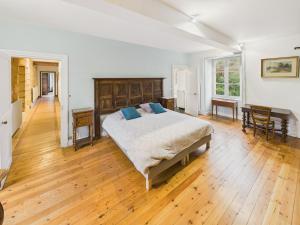 Superbe manoir du 16e siècle avec piscine pour 10