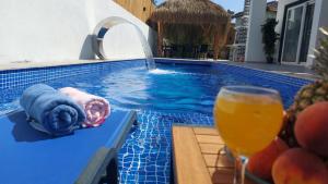 Yeşilköy 1 bedroom secluded villa with private pool hot tub