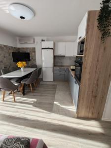 Apartmani Vera