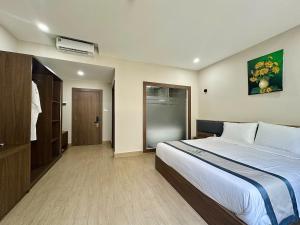 Sir Albert Beach Hotel