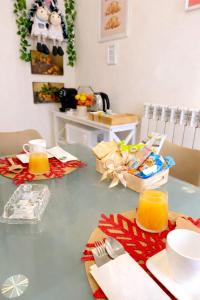 Domus REA - Appartamento moderno con check-in automatico H24 e area esterna privata