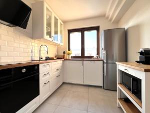 Jelitkowski Dwór Seaside & Parking by Downtown Apartments