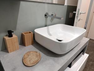 Sidera comodo appartamento centro paese e spiaggia - Lago di Como accogliente e nuovo appartamento