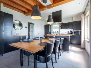 Holiday Home in Nadrin Filly with Garden