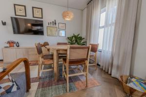 StayBOL Luxury Sea View Apartment