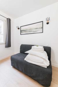 Studio sacre coeur metro anvers - Paris 9 -2P