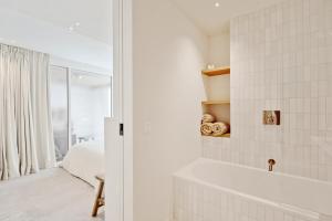 FREDERIK Knokke-Heist op de Zeedijk - Gezellig luxe appartement over het strand