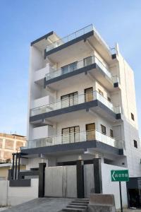 Private 1 Bedroom Stay for Couples & Solo Traveler
