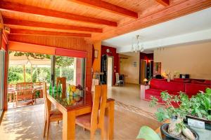 Trapezaki Secret Garden