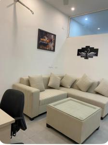 Affordable &premium stay