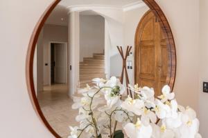 Château di Cardiccia a Luxury 7-Bedroom Villa with Air Conditioning