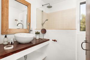 Villa Binixop by Villa Select