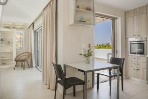 Ai Helis Beach House