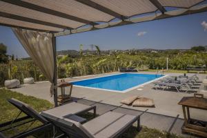 Ai Helis Summer House