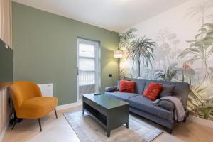 The Parkside Pad- Modern 1 bedroom apartment