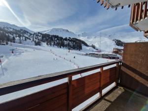 Studio lumineux avec balcon, pieds des pistes, 4 personnes - FR-1-181-2631
