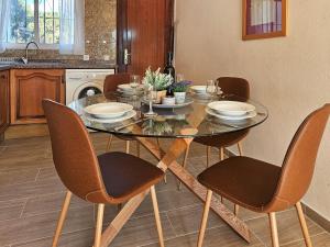2 bedroom property in Las Farolas, Mijas Costa