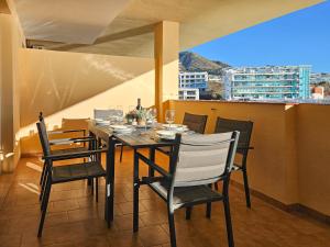 Two Bedroom Apartment to rent in Carvajal