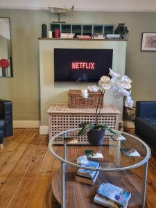 Sleeps 6 - 2nd floor flat in Hastings Old Town