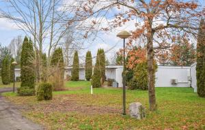 1 Bedroom Nice Home In Ystad