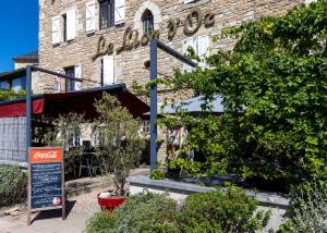 Logis Hôtels - Hôtel et Restaurant Le Lion dOr