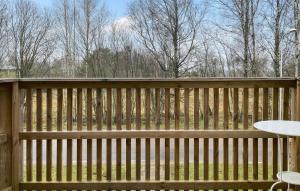 Stunning Home In Bredaryd With Wifi