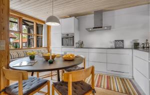 2 Bedroom Gorgeous Home In Væggerløse