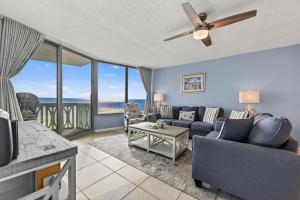New Listing! Direct oceanfront 22 condo with huge balcony and beachfront pool