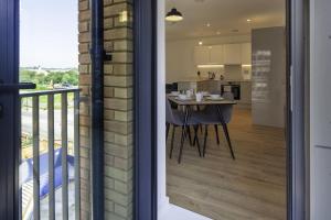 Fantastic 2 Bedroom Apartment in Central Ashford