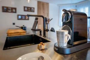 Alpin black Pearl-modern & stylish by Inspiringplaces Zermatt