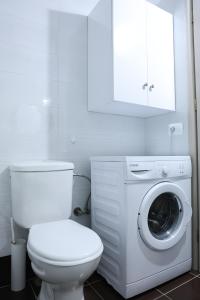 Wake up to the Sea ,1BR on the promenade