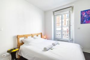 GuestReady - Charming Canal St-Martin Retreat