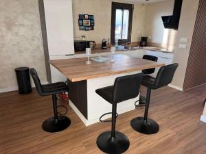 Comfortable apartment with sea view