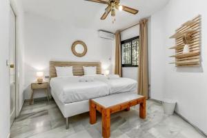 Calahonda Charm, stylish apartment with swimming pool