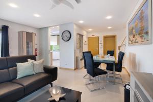 Flat With Pool, Old Town Albufeira