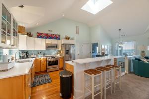 Point of View - Nags Head MP 15, Oceanfront, Ocean View, Elevator, Pool, Hot Tub, Gazebo