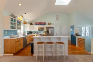 Point of View - Nags Head MP 15, Oceanfront, Ocean View, Elevator, Pool, Hot Tub, Gazebo