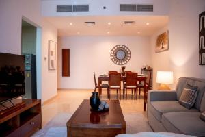 Stylish 1BR close to Metro and Dubai Marina