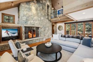 Luxury Vail Estate Near Skiing and Golf Course