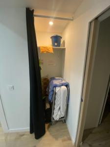 Appartement en plein centre , à 200m de la plage