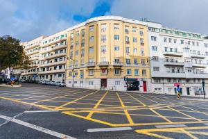 Marquês de Pombal Classical Living