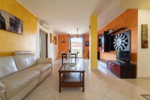 Appartamento Luminoso img7