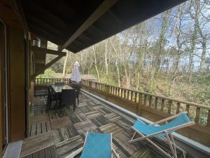 Appartement 2 chambres 6 pers piscine, 50m du lac