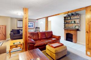 Hot Tub, Lake Monroe Views! 22-Acre Outdoor Oasis