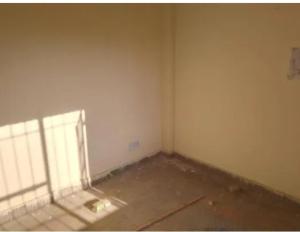 1Room with kitchen washroom and balcony avl for rent