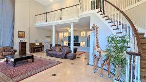 Luxe Home 5 Bedroom Villa