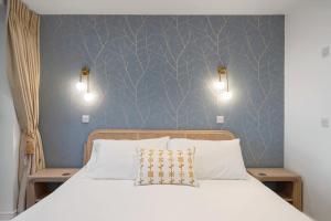 Modern Groundfloor Apartment with Private Parking