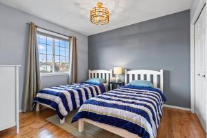 4 Bedroom 4 Bathroom 2 Kitchen House in Bridlewood